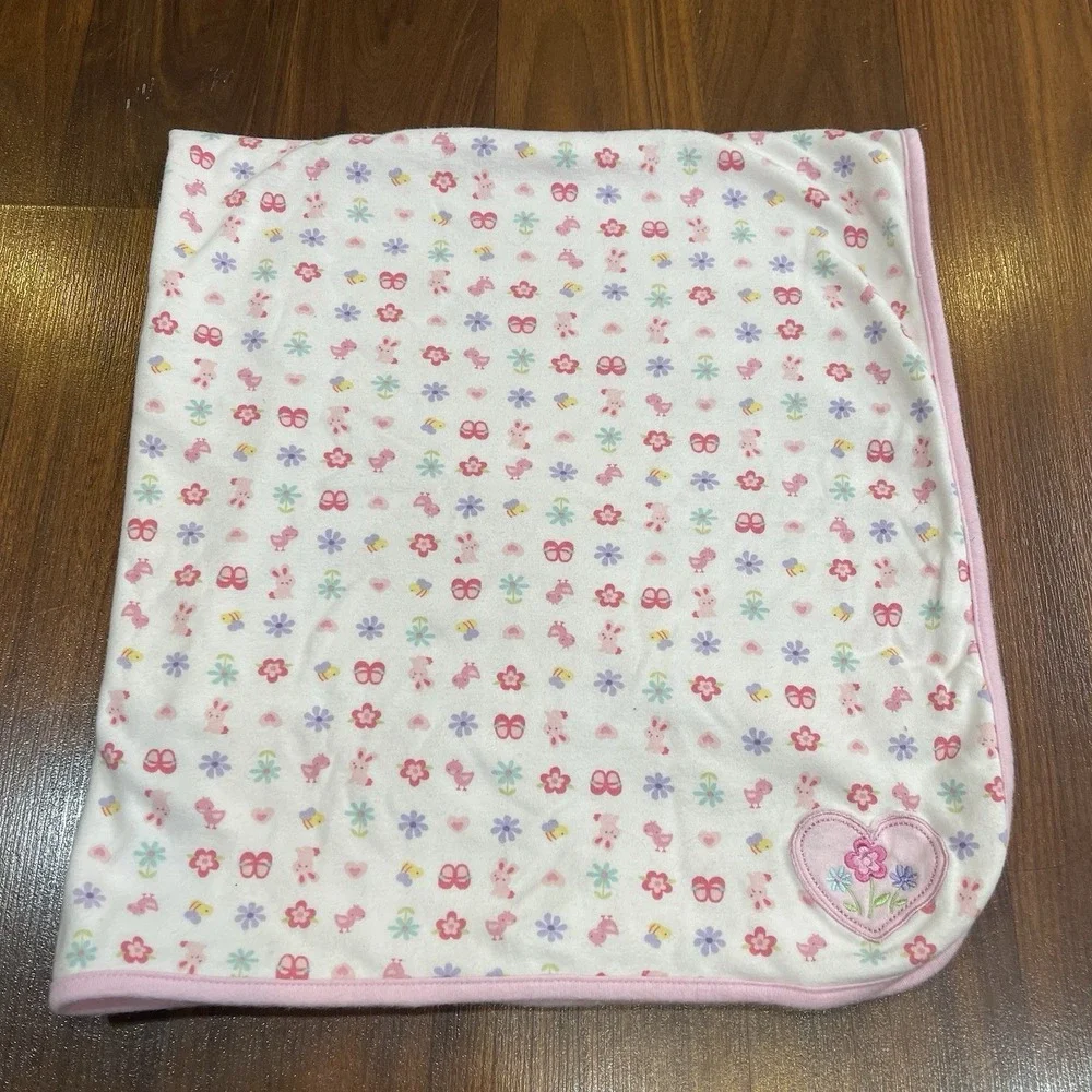 HTF Rare Carters‎ Pink Baby Blanket Embroidered Heart Flower Bunny Shoes Bee